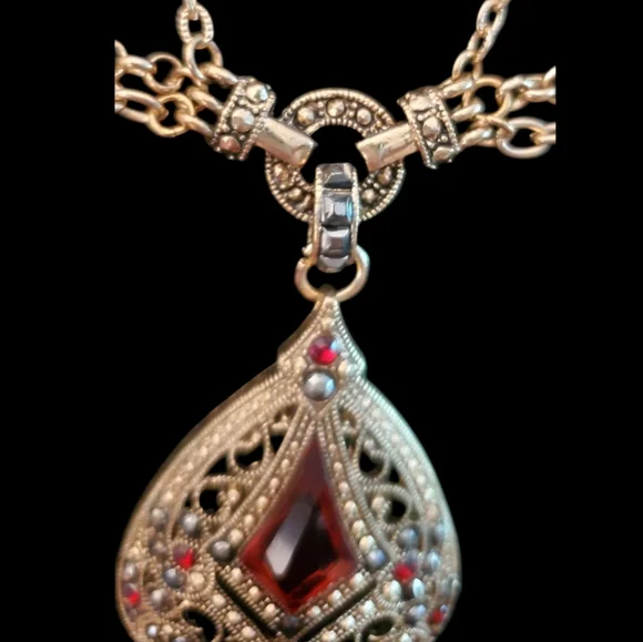 Vintage Gold & Red Teardrop Marquisite Pendant on Multi-Chain Necklace Set - Picture 3 of 15